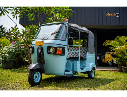 Bajaj Scooter 4 Tak Threewheels 